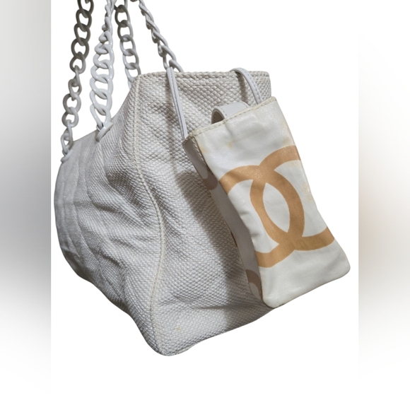 Chanel White Woven Canvas Bekko Chain Large Tote Bag In White - Picture 4 of 17